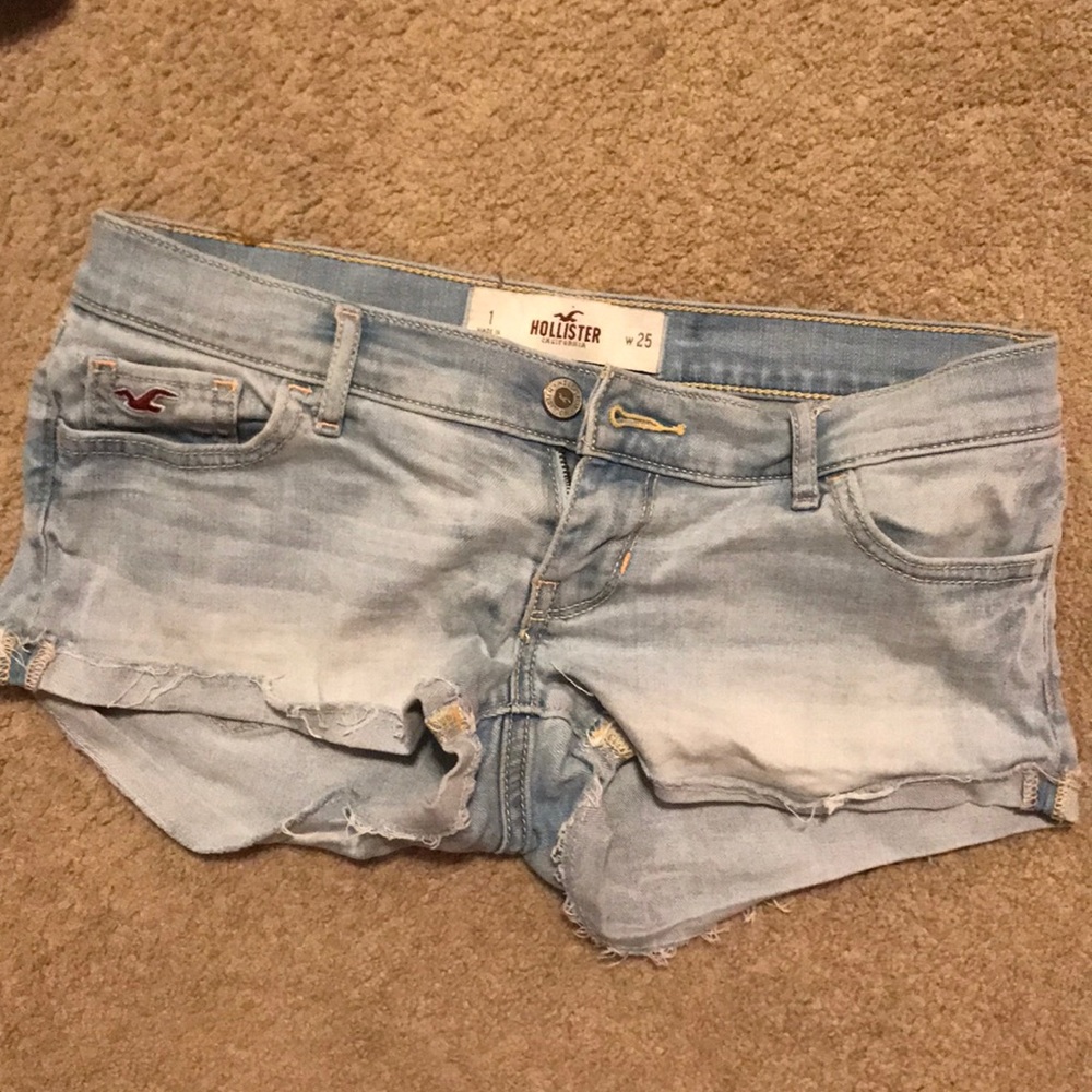 Hollister shorts size 1